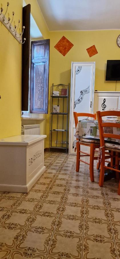 Casa Soggiorno Il Quetzales ヴァレンツァ エクステリア 写真