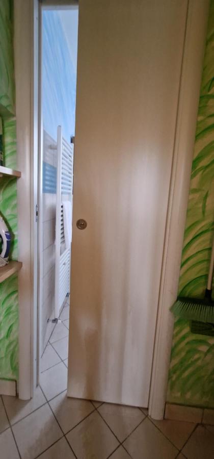 Casa Soggiorno Il Quetzales ヴァレンツァ エクステリア 写真